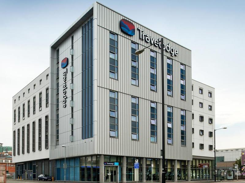 Travelodge Manchester Central Arena Zewnętrze zdjęcie