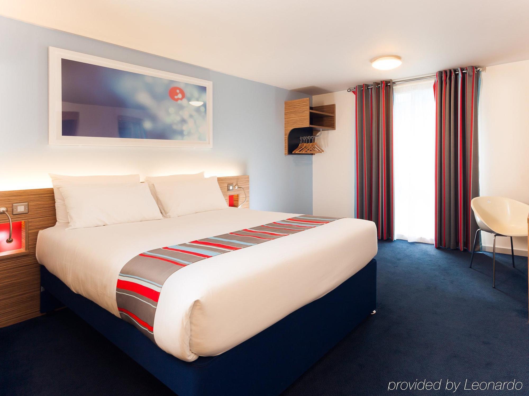 Travelodge Manchester Central Arena Zewnętrze zdjęcie